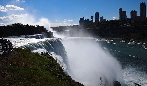 niagra-falls-668018_640